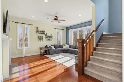 451 Oak Arbor Circle E, Rochester, MI 48306 - Photo 4