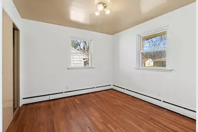 8132 Mayfield Street, Portage, MI 49002 - Photo 10