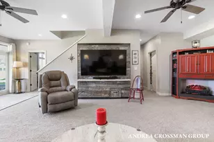 1284 Prestwick Dr, Holland, MI 49423 - Photo 34
