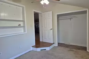 212 Marshall St, Litchfield, MI 49252 - Photo 12