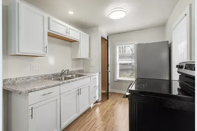 620 Charlotte Avenue, Kalamazoo, MI 49048 - Photo 8