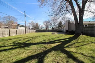 708 Wilshire Dr, Sturgis, MI 49091 - Photo 40