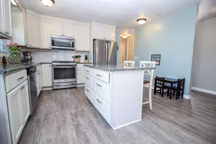 708 Wilshire Dr, Sturgis, MI 49091 - Photo 4