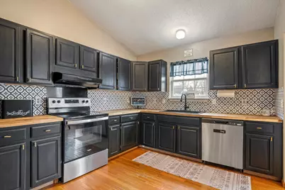 38592 Emerald Lane N, Westland, MI 48185 - Photo 12