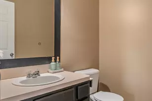 38592 Emerald Ln N, Westland, MI 48185 - Photo 32