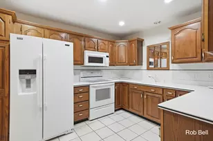 4232 Redbush Dr SW, Grandville, MI 49418 - Photo 6