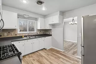 640 W Girard Ave, Madison Heights, MI 48071 - Photo 16