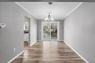 640 W Girard Ave, Madison Heights, MI 48071 - Photo 12