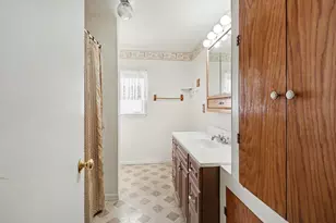 709 New William St, Ludington, MI 49431 - Photo 18