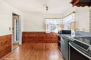 709 New William St, Ludington, MI 49431 - Photo 8