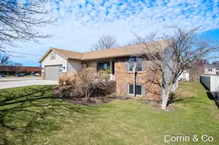 11187 Summer Dr, Zeeland, MI 49464 - Photo 2