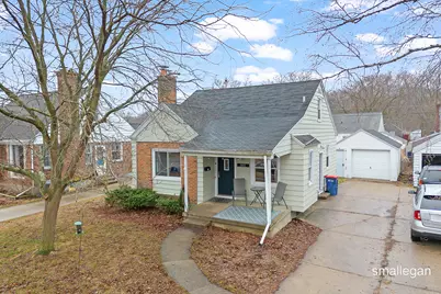 1811 Fremont Avenue NW, Grand Rapids, MI 49504 - Photo 48