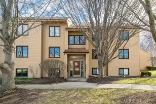 300 Farington Blvd, Holland, MI 49423 - Photo 1