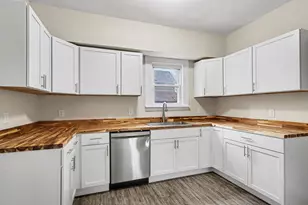 1607 E Michigan Ave, Kalamazoo, MI 49048 - Photo 6