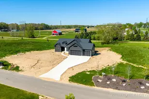 4596 Winding Crk Ln, Zeeland, MI 49464 - Photo 42