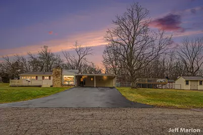 510 W Fargo Street, Ionia, MI 48846 - Photo 1