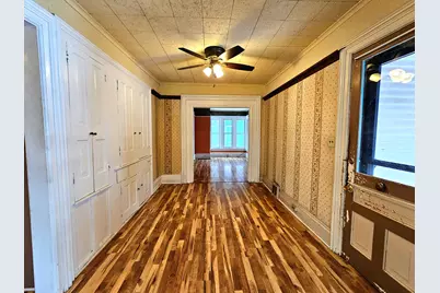 1113 E Cass Street, Albion, MI 49224 - Photo 8