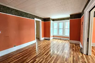 1113 E Cass St, Albion, MI 49224 - Photo 4