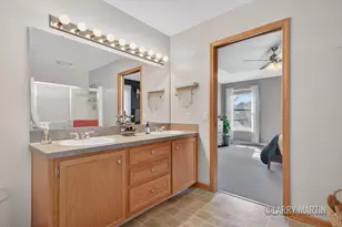 4230 Delmar Ct SW, Wyoming, MI 49418 - Photo 16