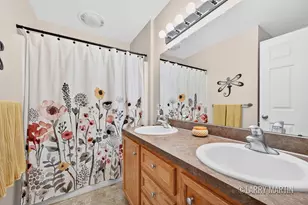 4230 Delmar Ct SW, Wyoming, MI 49418 - Photo 18