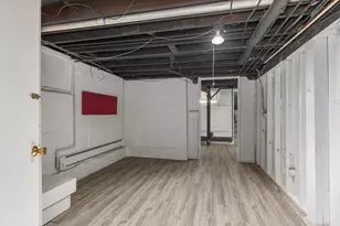 1643 Aberdeen St NE, Grand Rapids, MI 49505 - Photo 34