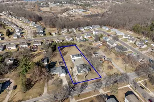 1643 Aberdeen St NE, Grand Rapids, MI 49505 - Photo 46