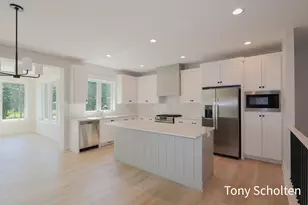 6314 Blendon Woods Dr, Hudsonville, MI 49426 - Photo 2