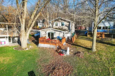 9621 Lakeview Drive, Jerome, MI 49249 - Photo 18