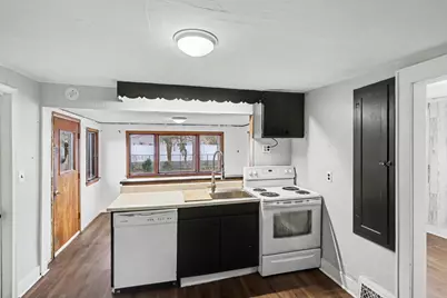 308 S Center Street, Stockbridge, MI 49285 - Photo 4