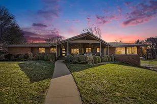 1640 Gladys Ave, Grand Haven, MI 49417 - Photo 1