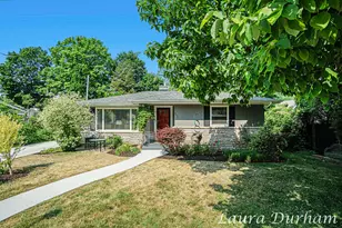 526 Butler St, Saugatuck, MI 49453 - Photo 32