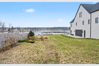 1605 S Crooked Lake Drive, Kalamazoo, MI 49009 - Photo 14