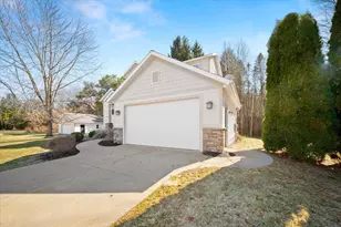 863 Cedar Woods Trail, Muskegon, MI 49441 - Photo 24