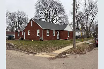 805 Michigan Avenue, Sturgis, MI 49091 - Photo 1