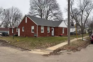 805 Michigan Ave, Sturgis, MI 49091 - Photo 1