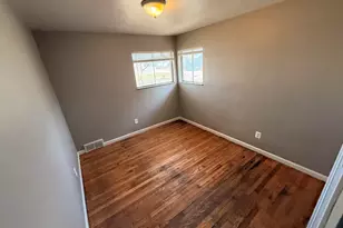 8134 Hudson Ave, Warren, MI 48089 - Photo 8