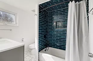 1020 Mclean Ave, Royal Oak, MI 48067 - Photo 20