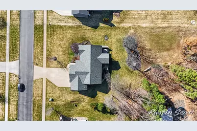 5573 Stanton Woods Drive, Hudsonville, MI 49426 - Photo 32