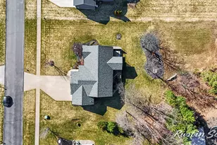 5573 Stanton Woods Dr, Hudsonville, MI 49426 - Photo 32