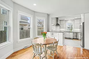 209 W 15th St, Holland, MI 49423 - Photo 8