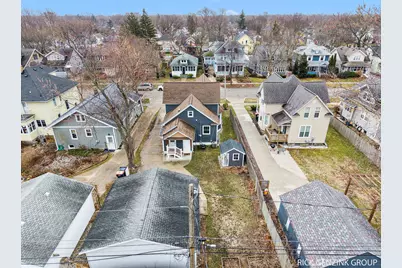 209 W 15th Street, Holland, MI 49423 - Photo 32