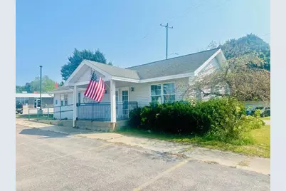 7659 Lake Street, Bear Lake, MI 49614 - Photo 4