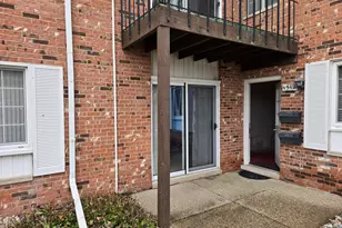 1512 Normandy Rd, Royal Oak, MI 48073 - Photo 2