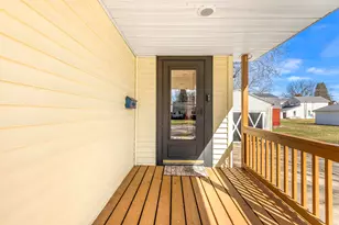 310 W Adams St, Homer, MI 49245 - Photo 4