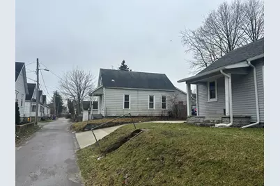 211 Mardell Place SW, Grand Rapids, MI 49504 - Photo 2