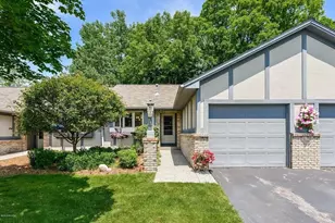 3008 Kay Dr SE, Grand Rapids, MI 49508 - Photo 1