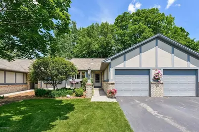 3008 Kay Drive SE, Grand Rapids, MI 49508 - Photo 2