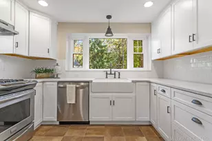 713 N Shore Dr, Holland, MI 49424 - Photo 16