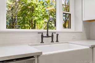 713 N Shore Dr, Holland, MI 49424 - Photo 18