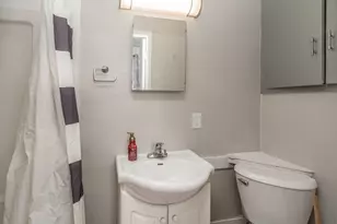 830 W Main St, Kalamazoo, MI 49006 - Photo 6